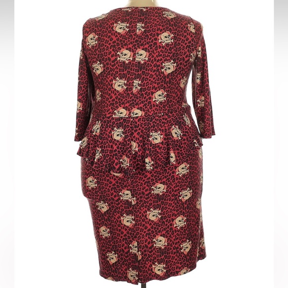 Torrid Peplum Dress Limited Edition Ponte Skulls Leopard Red Plus Size 4X Rare! - Picture 3 of 10